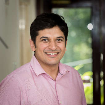 Dhruv Joshi-logo