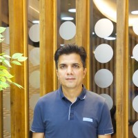 Ranvir Singh-logo