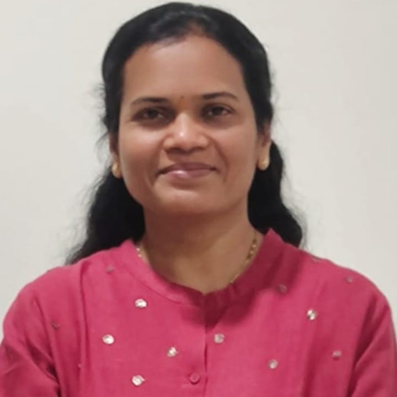 Yogita Suratkar-logo
